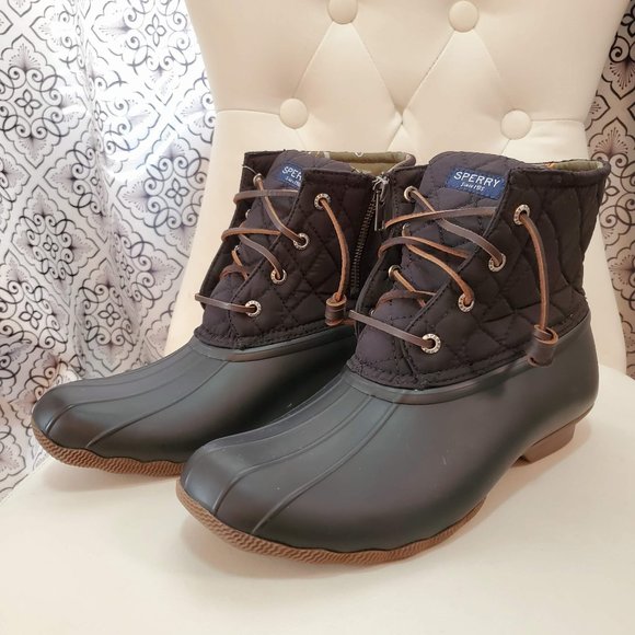 sperry women's saltwater quilted duck booties